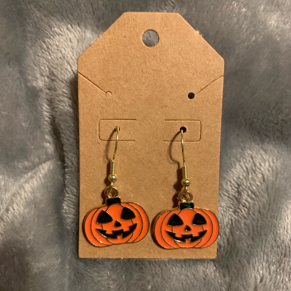Pumpkins 🎃 Halloween earrings! 🧡
